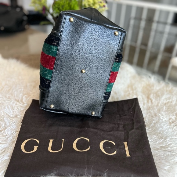 Gucci Velvet Treasure Boston Small Satchel. Gorgeous bag - Picture 3 of 11
